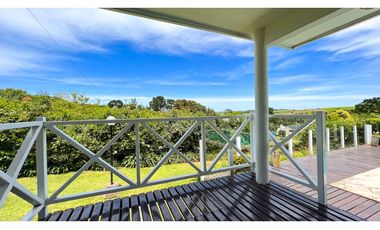 Casa tres ambientes. Elina 100. Sierras de los Padres. Venta.