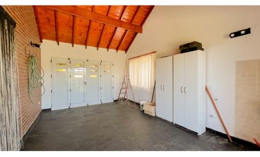 Casa tres ambientes. Elina 100. Sierras de los Padres. Venta.