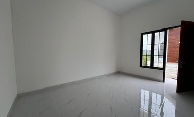Rumah Hadap Utara 5 Mnt ke RS Tarumajaya Hospital Dibantu KPR J-41283