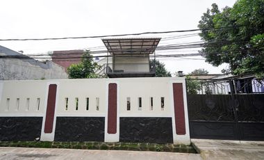 Rumah 1 Lt Tanah Luas 11 Menit ke Tol Jati Asih 2 Hadap Utara J-42693
