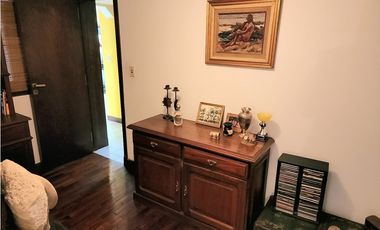 Chalet seis ambientes con piscina. San Carlos. Mar del Plata. Venta.