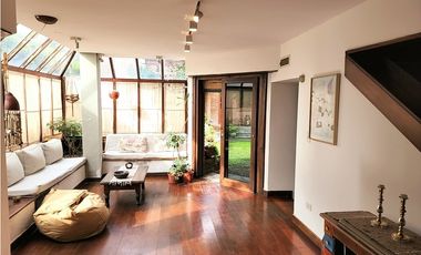 Chalet seis ambientes con piscina. San Carlos. Mar del Plata. Venta.