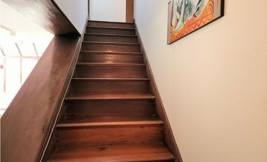 Chalet seis ambientes con piscina. San Carlos. Mar del Plata. Venta.