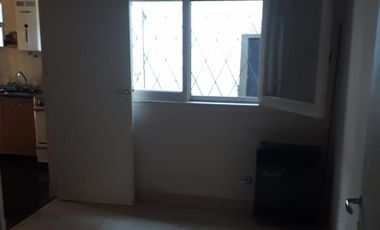 VENTA CASA EN LOTE PROPIO 4 AMBIENTES CON GARAGE, CHILAVERT