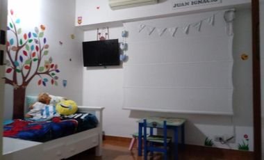 Duplex tres ambientes con patio y cochera