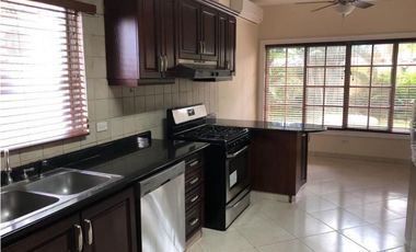 Casa en Costa Serena en Costa del Este (ID 12147)