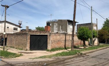 MARA PITA 2695, esquina Aguapey