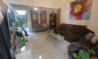 casa en venta en aranjuez. Cod V4653
