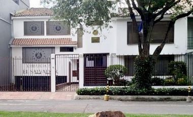 casa en arriendo en santa barbara central-usaquén. Cod A9062567