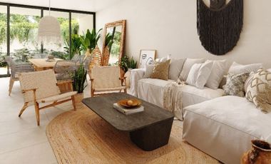 Casa con alberca privada y jardin, mas de 20 amenidades de diseño unico, residen