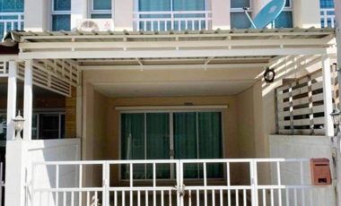 3 Bedroom Townhouse for sale at Glory House 2