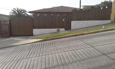 Vendo enorme casa central en Quilpue