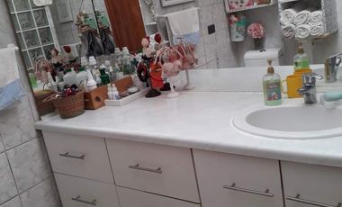 Vendo enorme casa central en Quilpue