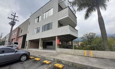 ARRIENDO de LOCALES en LA ESTRELLA