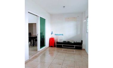 Alquilo o vendo amplia casa en Coquitos Hill, David. Cerca a la ciudad