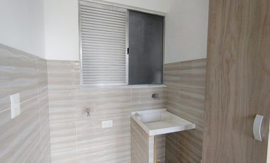 apartamento en arriendo/venta en altos de los rosales. Cod A107002