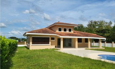 CASA CHAME CON PISCINA