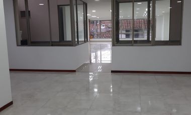 edificio en arriendo en libertadores. Cod A15558