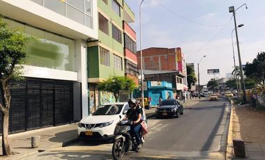 edificio en arriendo en libertadores. Cod A15558