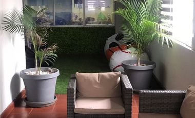 Venta de duplex comercial en Vía Cincuentenario (Altos del Golf) GTA