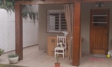 Casa para 2 Familias en venta en Temperley Este