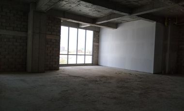 oficina en arriendo/venta en bellavista. Cod A13143