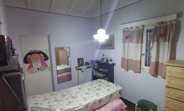 Casa  en Venta Lomas del Mirador / La Matanza (B111 371)