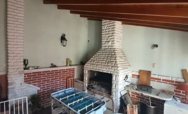 Casa  en Venta Lomas del Mirador / La Matanza (B111 371)