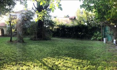 Chalet de 4 AMBIENTES en venta