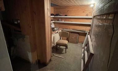Chalet de 4 AMBIENTES en venta