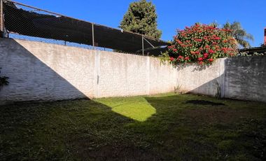 Casa de 3 AMBIENTES en alquiler