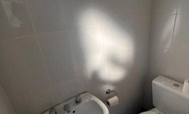 Casa de 3 AMBIENTES en alquiler