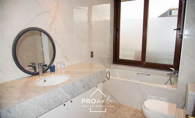 Departamento en Venta en El Pangue/Vista al Club de Golf los Leones