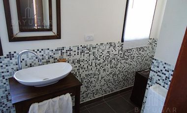 BAYUGAR PROPIEDADES/ CASA/ EL HORNERO