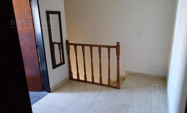 BAYUGAR PROPIEDADES/ CASA/ EL HORNERO