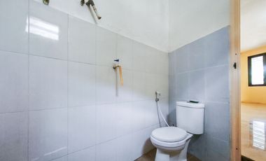 Rumah SHM Luas 9 Menit ke RS Hermina Bogor 3 Kamar Hadap Timur J-46044