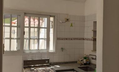 PH 2 AMBIENTES EN VENTA, EXCELENTE UBICACION, BERNAL!!!