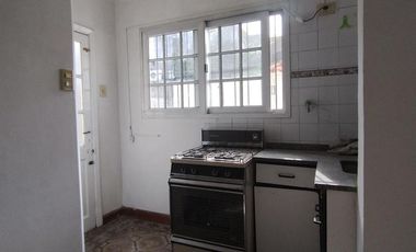 PH 2 AMBIENTES EN VENTA, EXCELENTE UBICACION, BERNAL!!!