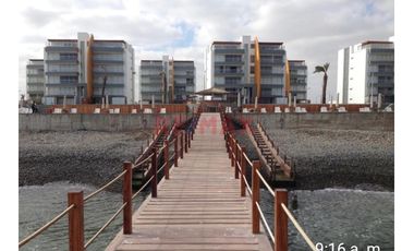 Se vende lindo departamento amoblado en segundo piso con ascensor a 50 Mts. del malecón en Condominio Sotavento en Nuevo Paracas, son 8 torres de 10 D