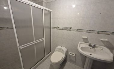 casa en arriendo en entreamigos. Cod A511821