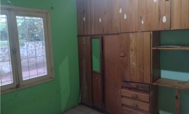 Casa + Local Comercial- Pto. Esperanza
