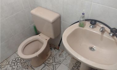 Casa + Local Comercial- Pto. Esperanza