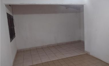 Casa + Local Comercial- Pto. Esperanza