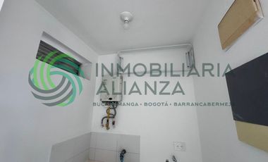 apartamento en arriendo en modelo. Cod A17284