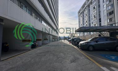 apartamento en arriendo en modelo. Cod A17284