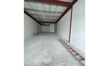 Condado Del Rey/Local $2,288/Alquiler
