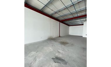 Condado Del Rey/Local $2,288/Alquiler