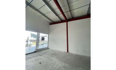 Condado Del Rey/Local $2,288/Alquiler