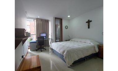 Apartamento en venta,  Laureles.