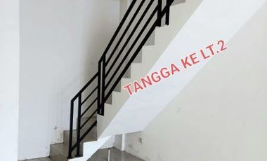 Ruko 3 lantai di pusat Kota Lamongan